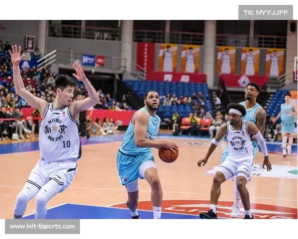 韦瑟斯庞：融入青岛体系，目标季后赛